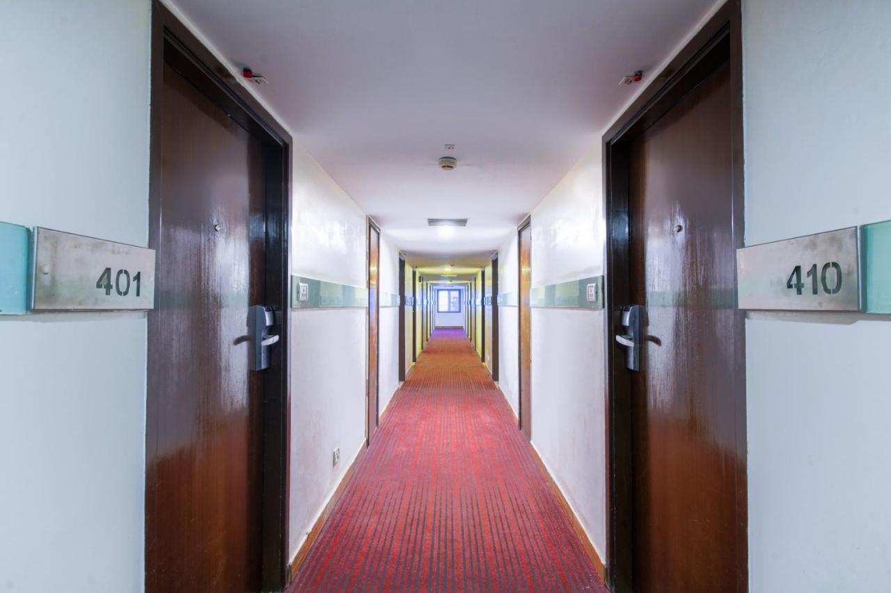 Gis Select Banjara Hill Otel Haydarabad Dış mekan fotoğraf