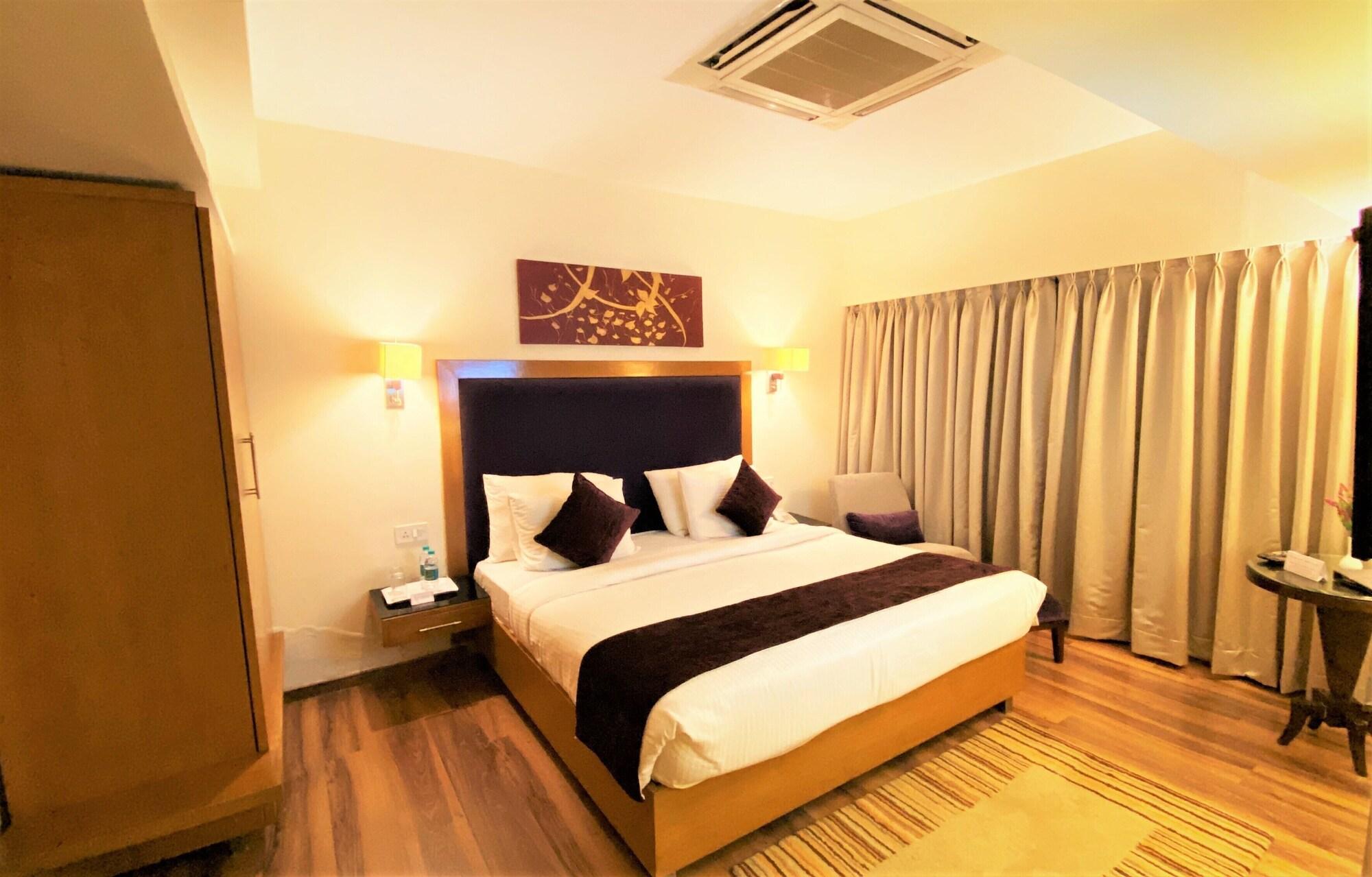 Gis Select Banjara Hill Otel Haydarabad Dış mekan fotoğraf